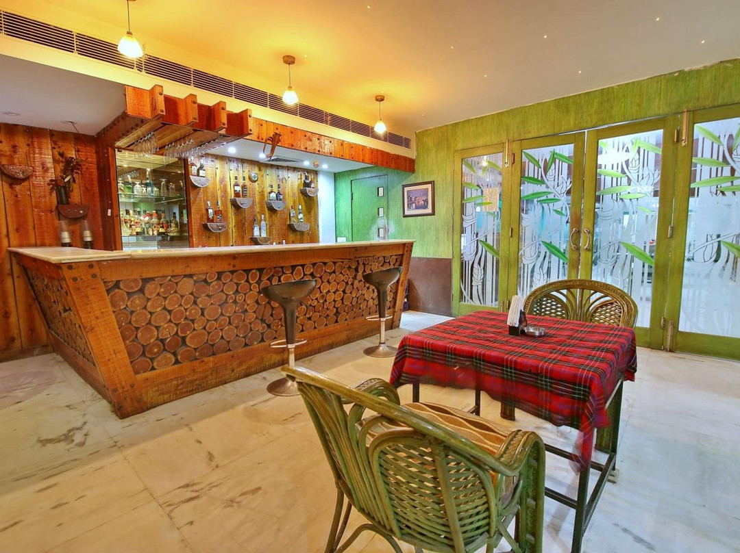 Hotel Woodland主图