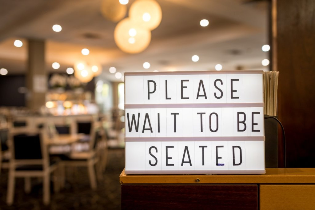 莫森湖区酒店主图