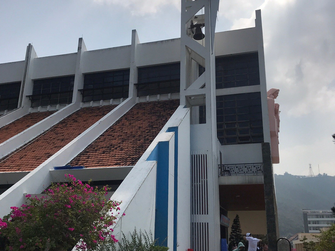 Duc Me Bai Dau-头顿必去景点