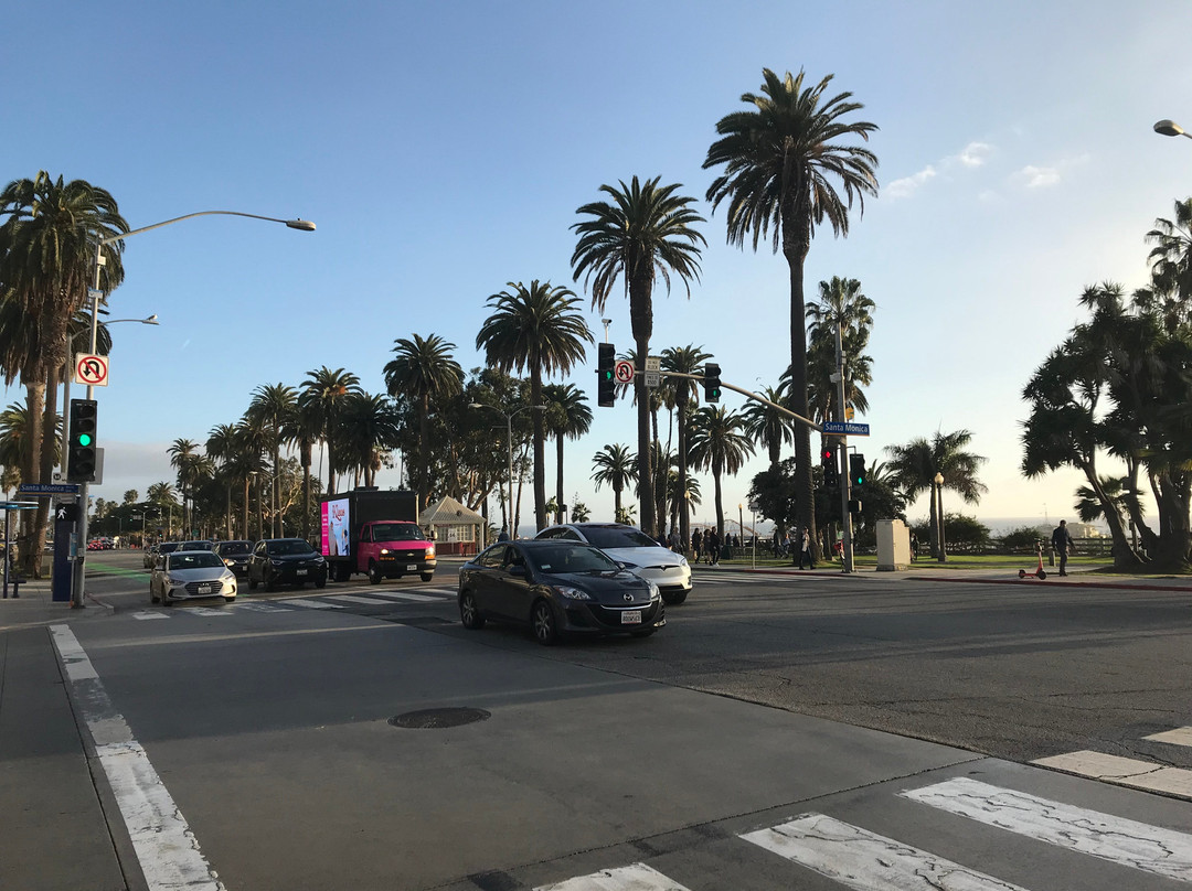 海滨大道-圣莫尼卡必去景点