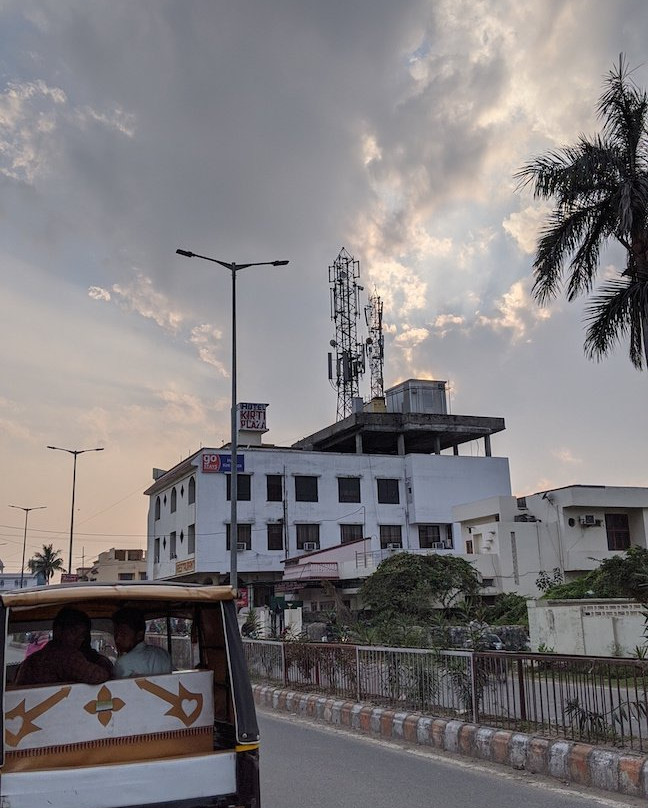 Hotel Kirti Plaza主图