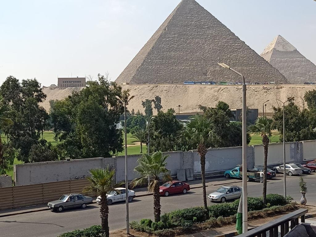 Elite Pyramids Inn主图