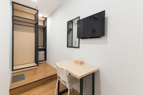 阿加佩酒店-士拉央主图