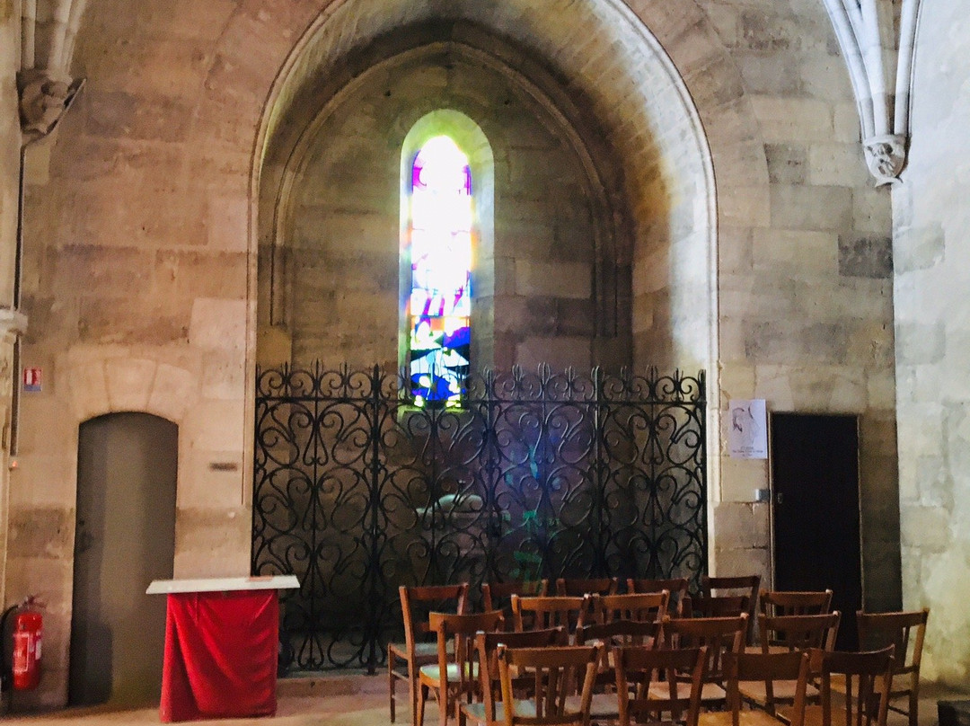 Église Saint-Pierre-Bassens必去景点
