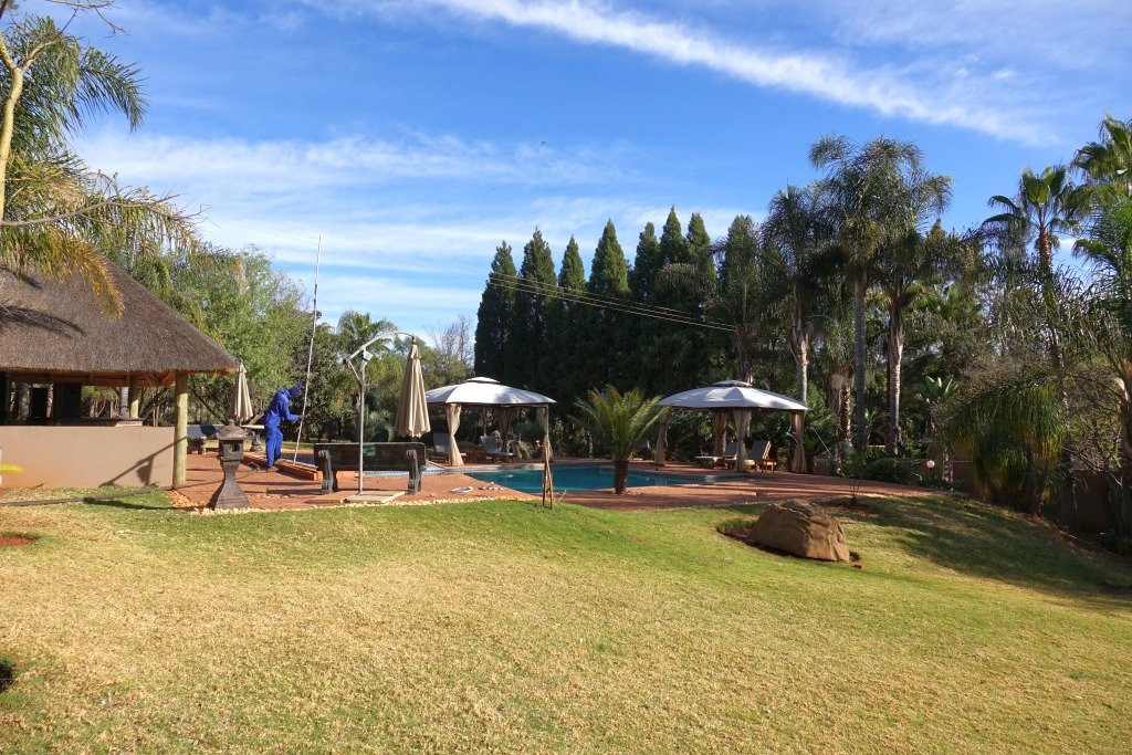 WoodRidge Palms Boutique Hotel主图