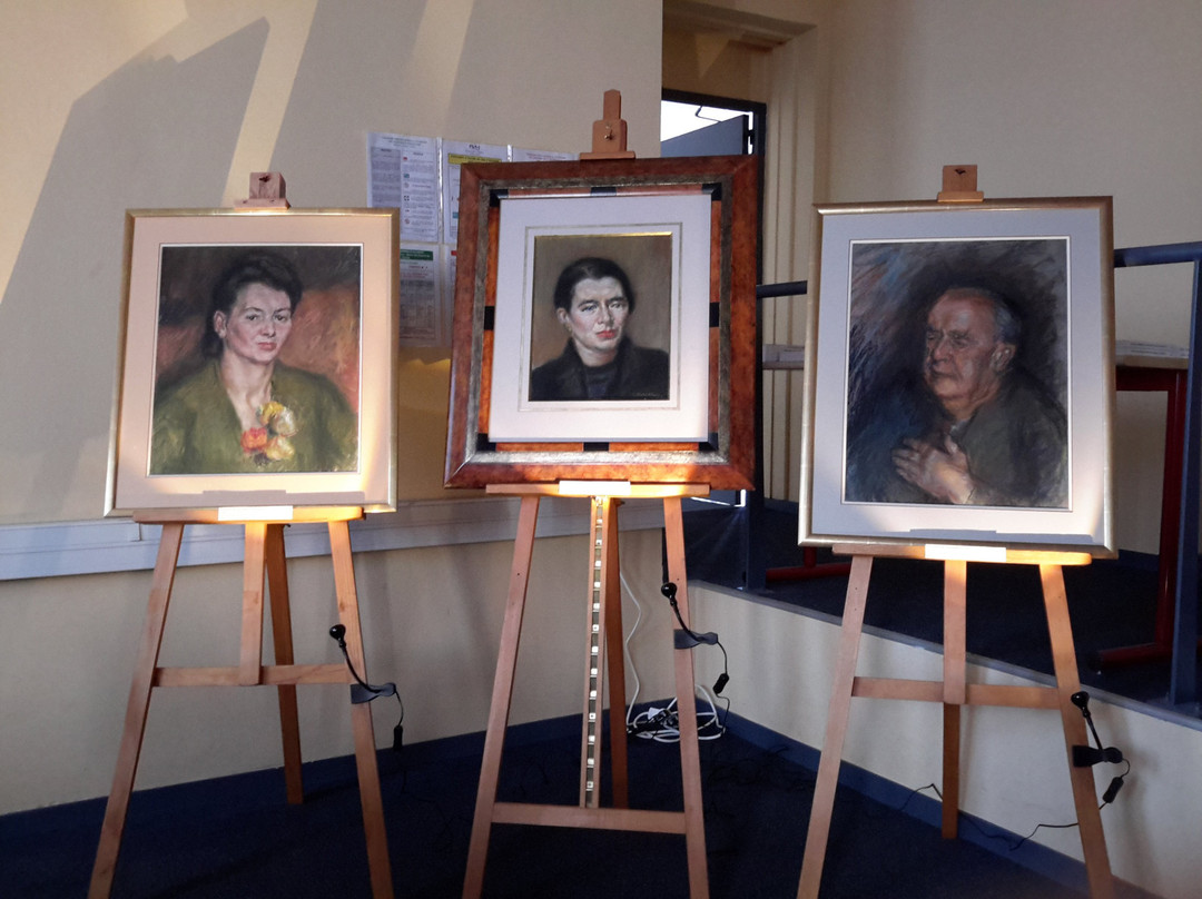 Musée d'Art Elise Rieuf-Massiac必去景点