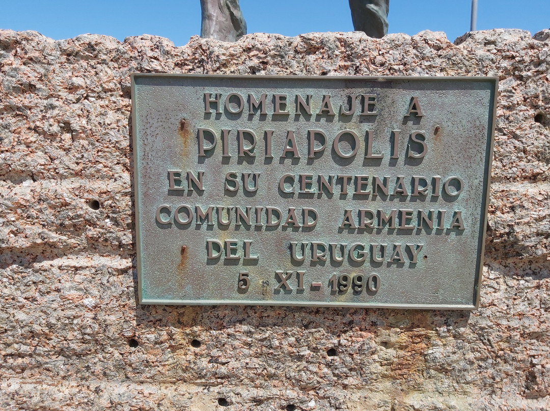 Plaza Armenia-Piriapolis必去景点