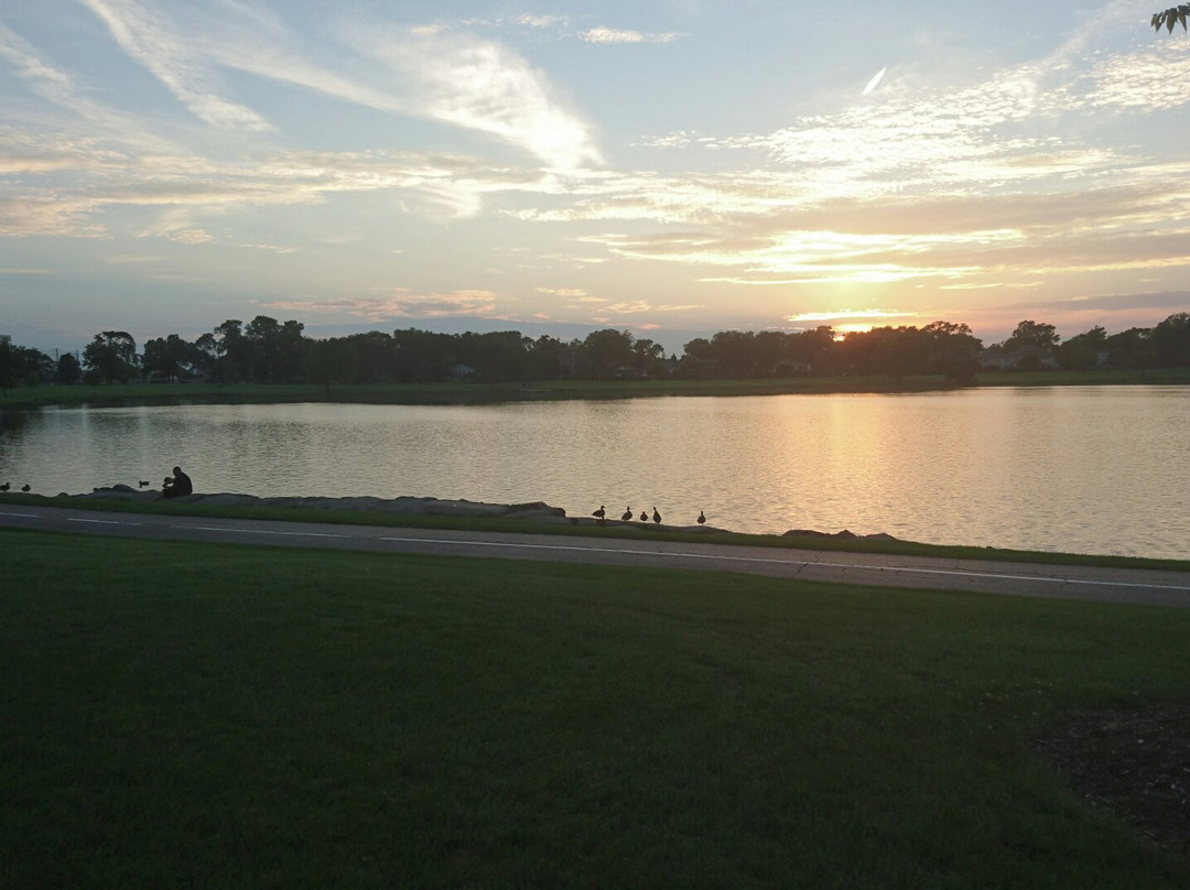 Lake Opeka景点图片