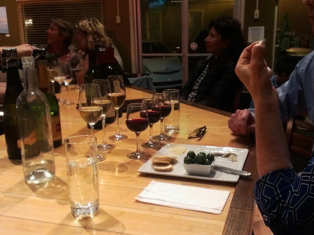 Capitola Wine Bar & Merchants-卡皮托拉必去景点