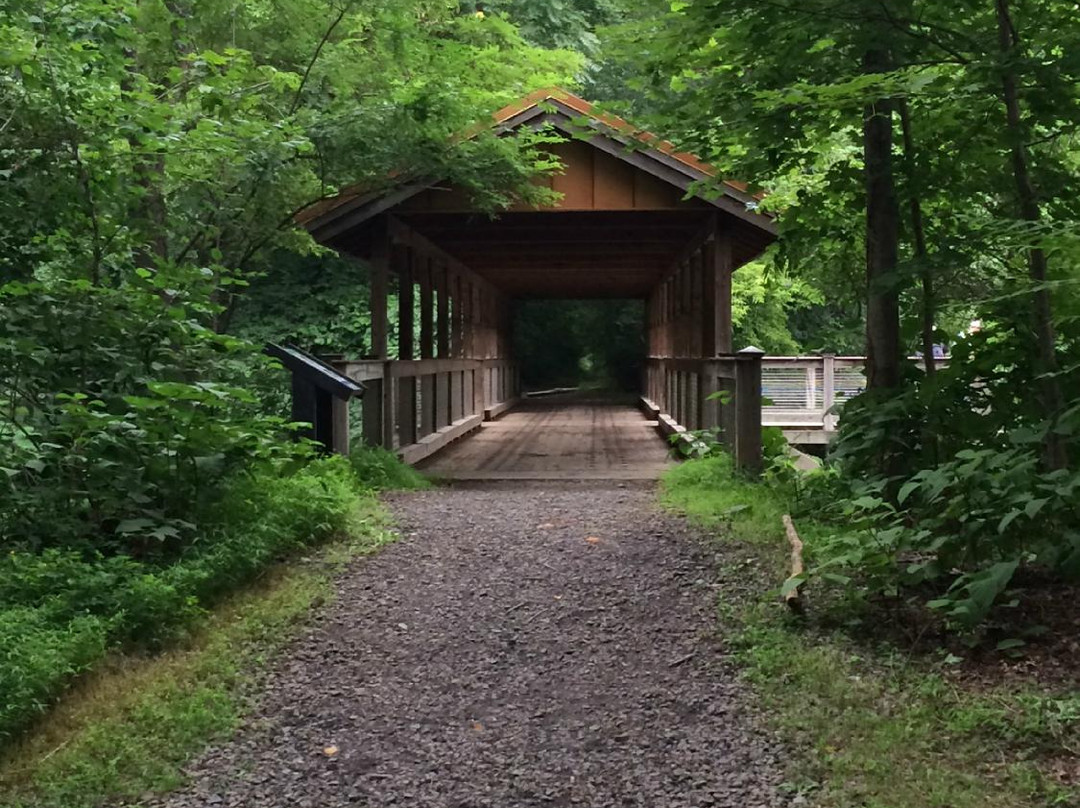 Hess Field / Robbins Trail Park景点图片