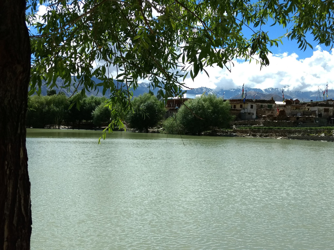 Nako Lake景点图片