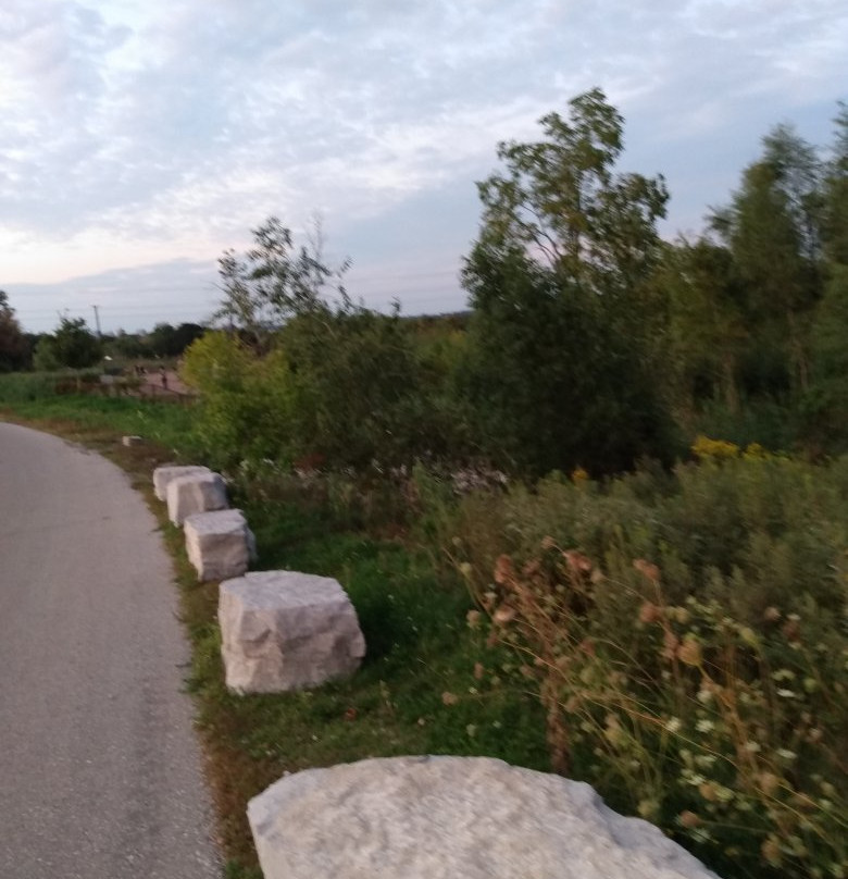 McLennan Park-基奇纳必去景点