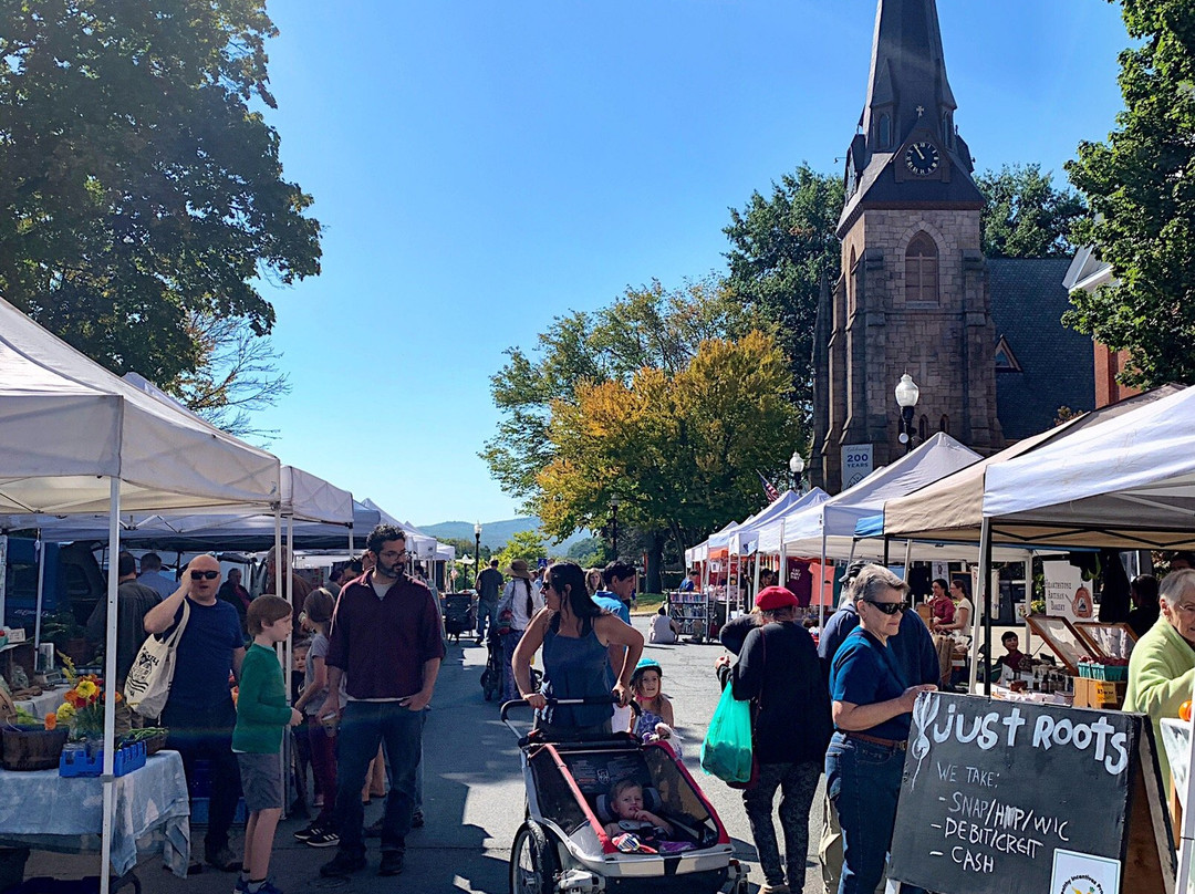 Greenfield Farmers Market-格林菲尔德必去景点