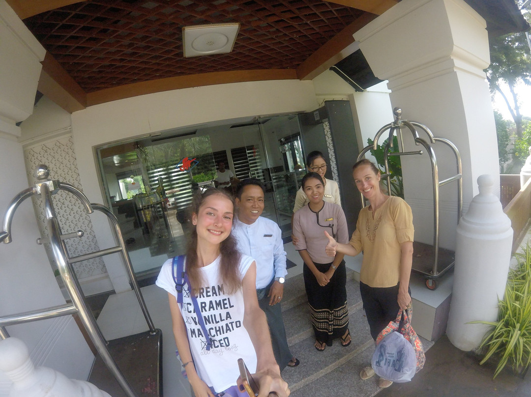 Shwe Taung Tan Hotel - Lake View主图