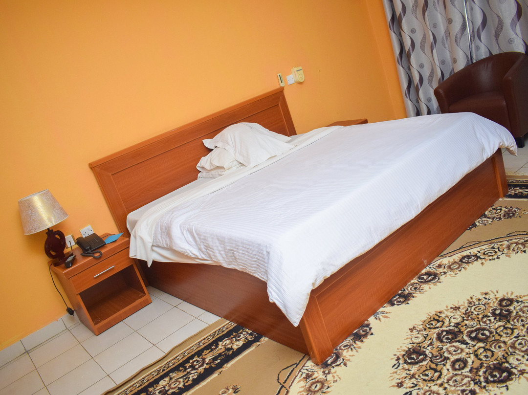 Royal Village Hotel主图