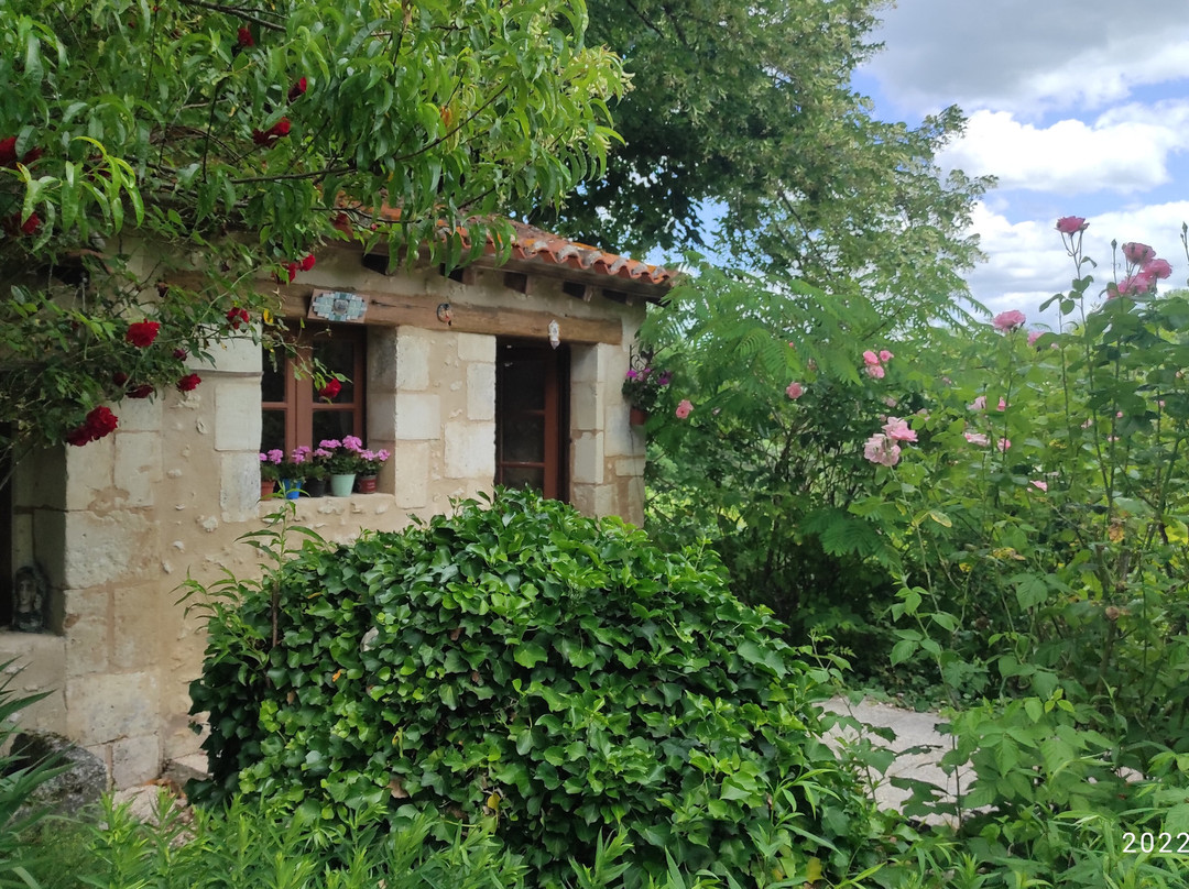 Atelier La Tour Des Bidoux-Riberac必去景点