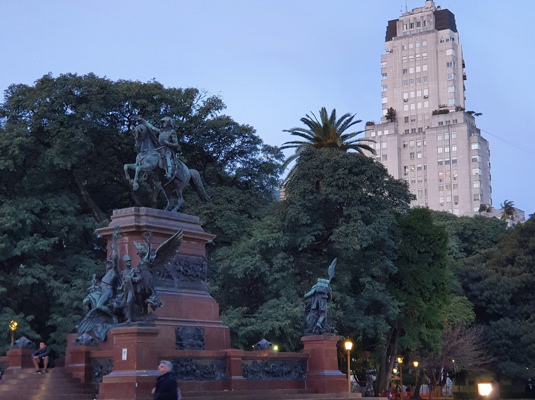 San Martín Monument景点图片