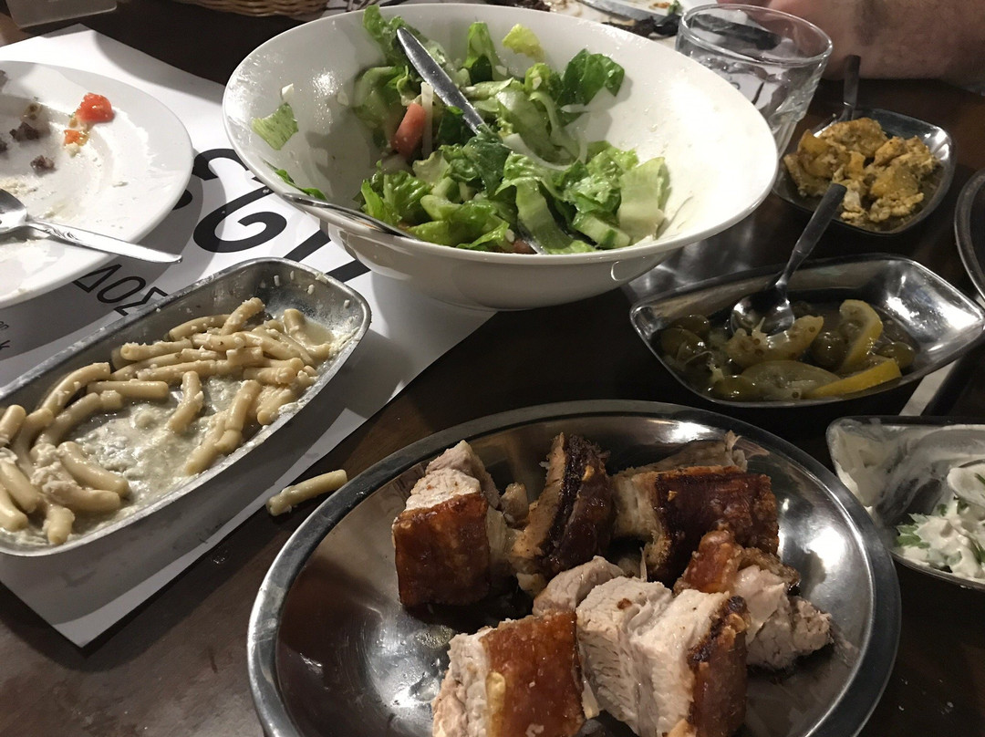 Paramytha餐馆和美食-Areti Tavern