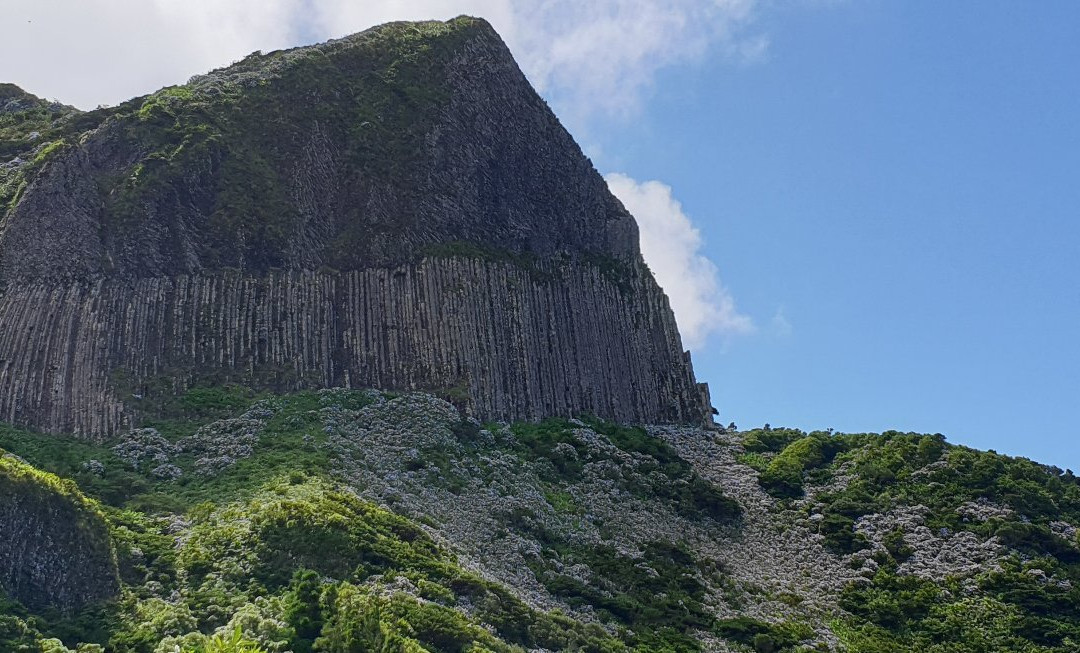 Rocha dos Bordões-Lajes das Flores必去景点