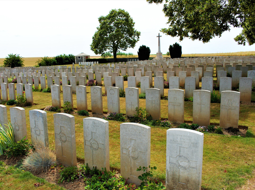 Beaulencourt British Cemetery景点图片