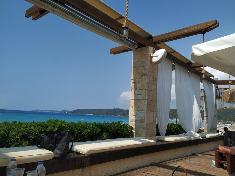 Zattero Seaside Bar-Fourka必去景点