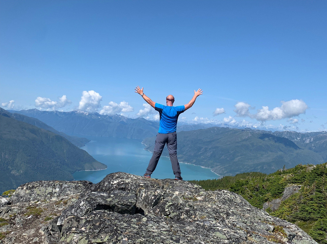 Bella Coola Mountain Lodge主图