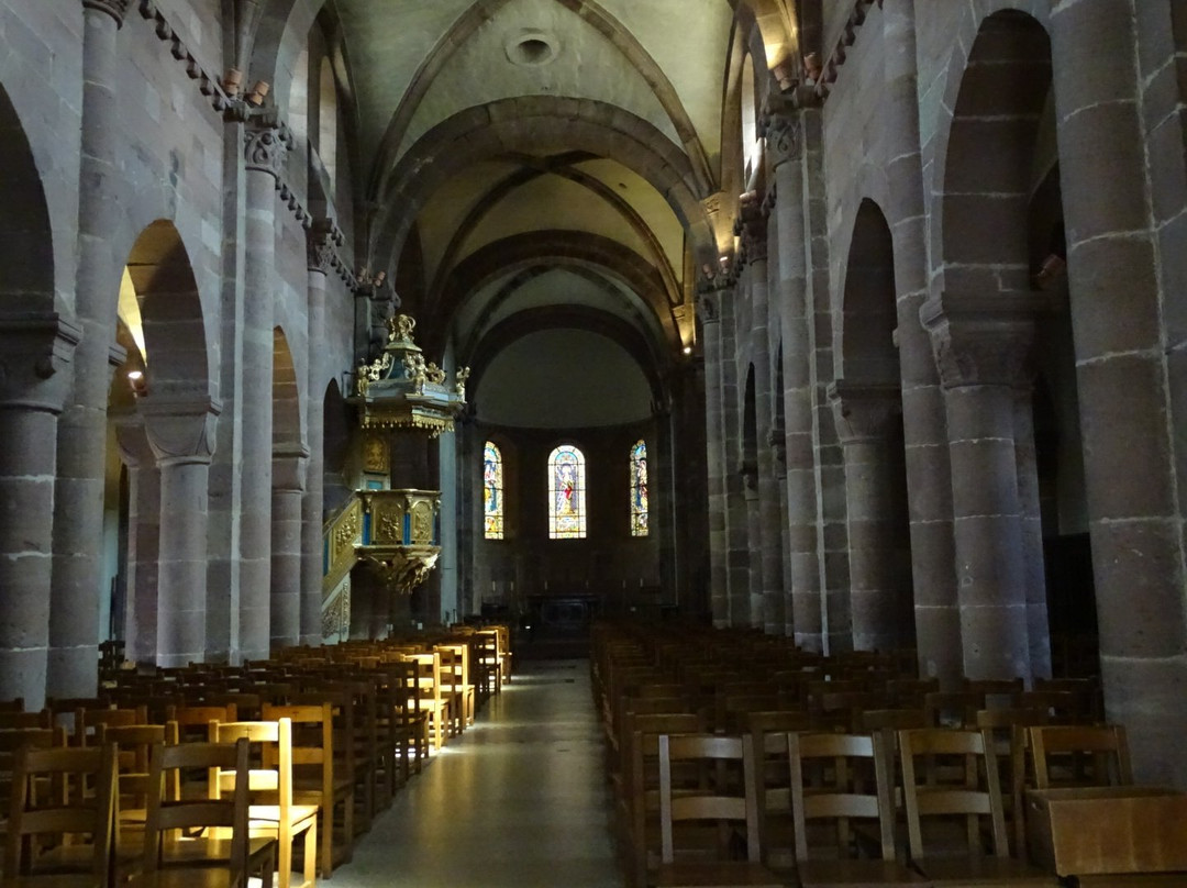Église Sainte-Foy-塞勒斯塔必去景点