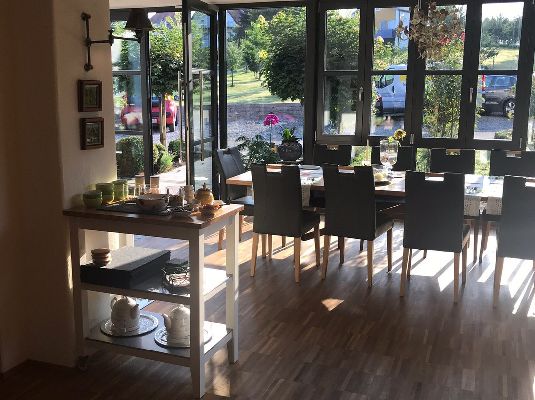 Landgut Apfelrose主图