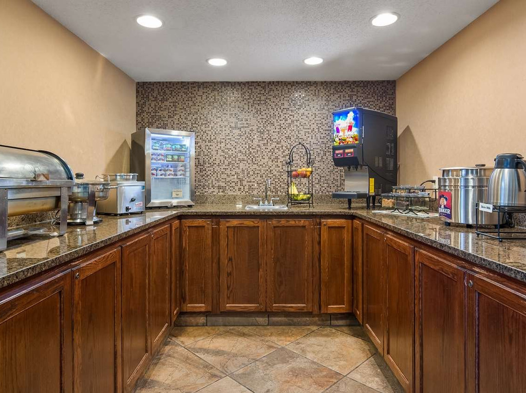 Best Western Plus Chelsea Hotel主图