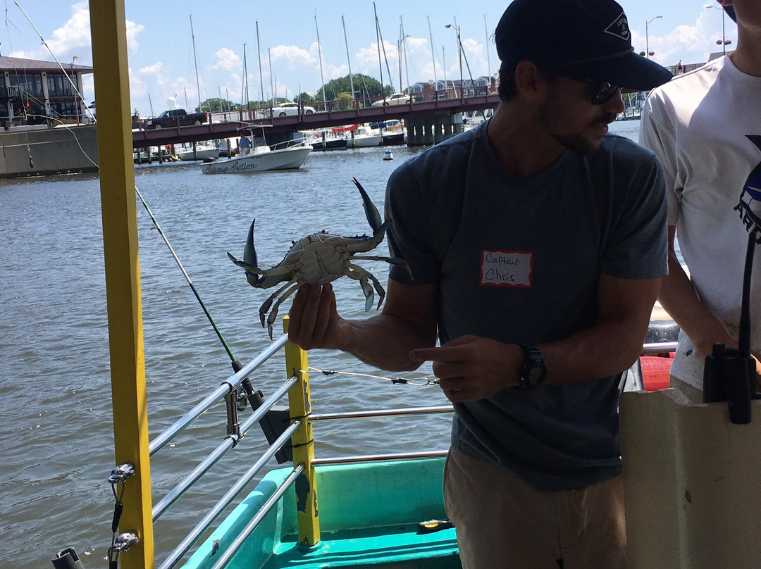 Family Fishing Adventures-安纳波利斯必去景点
