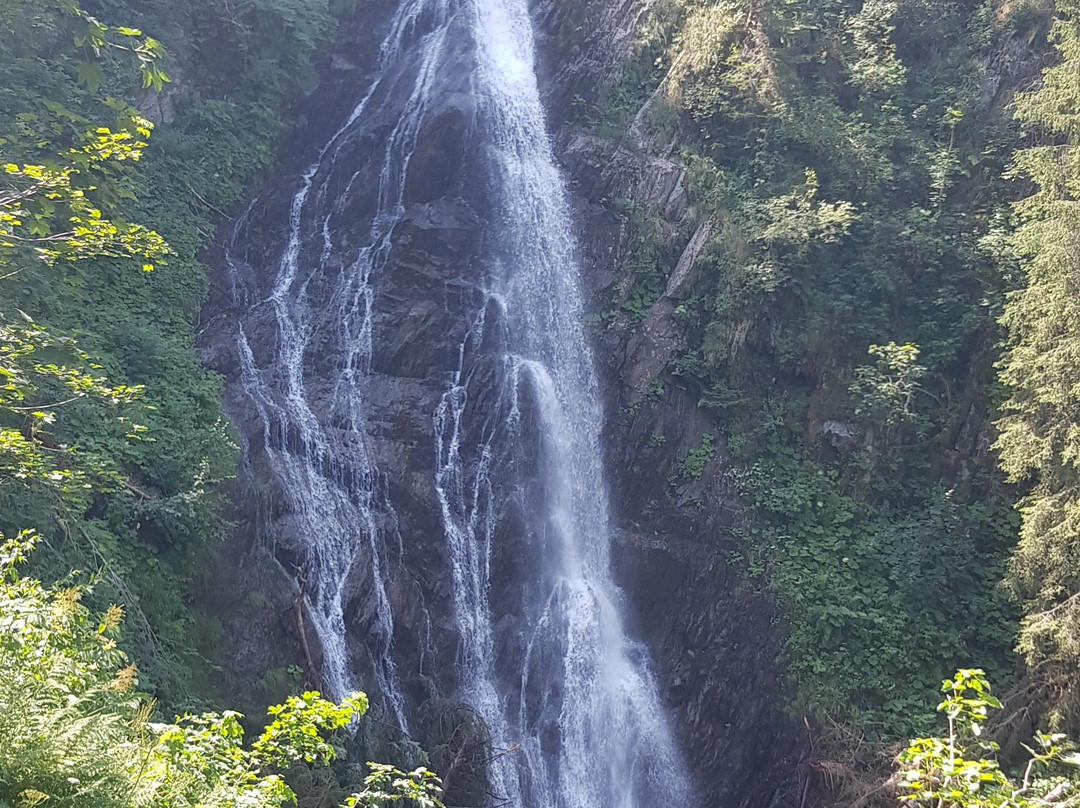 Cascade Du Pissou景点图片