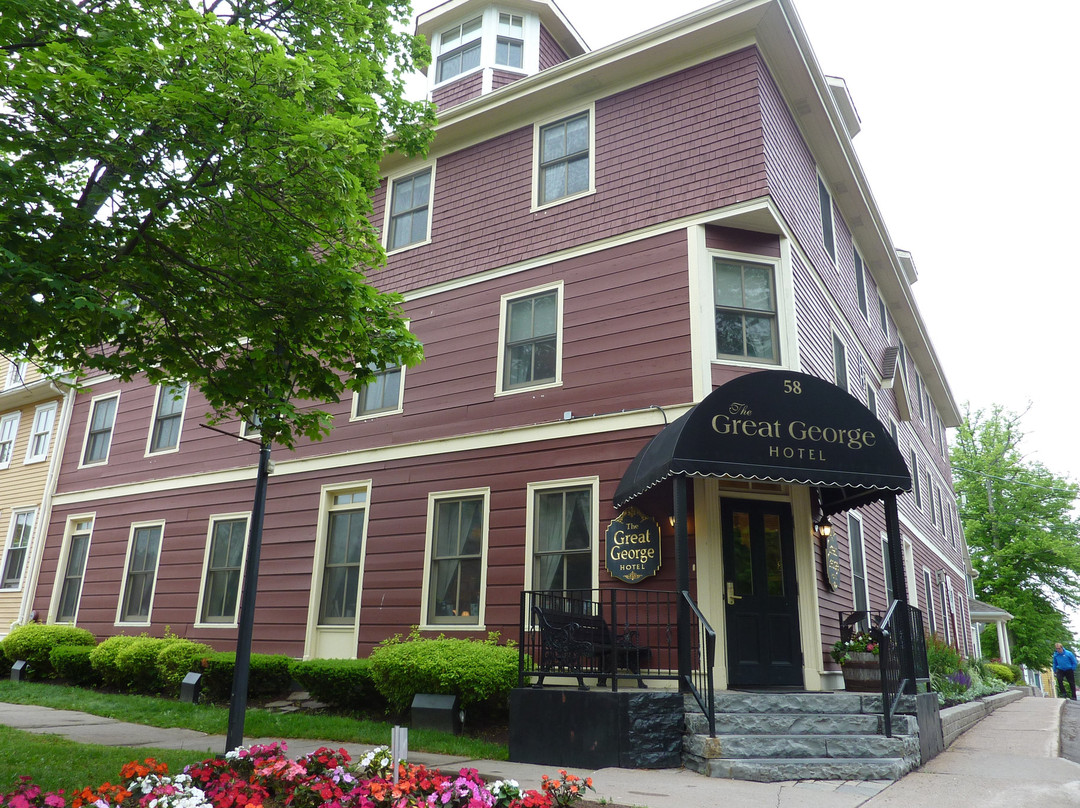 伟大的乔治酒店主图