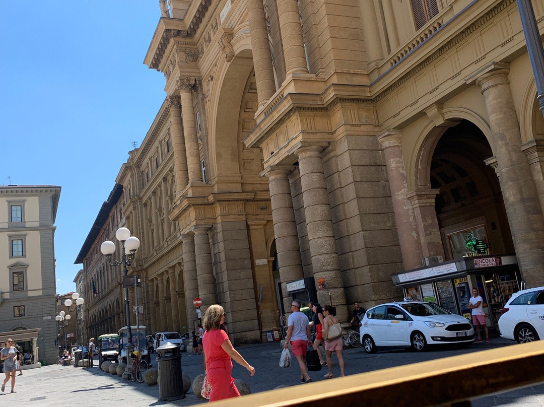 The Paszkowka Palace主图