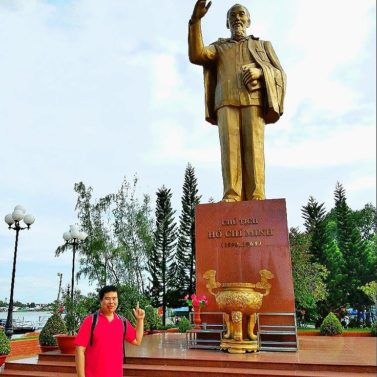 Ho Chi Minh Monument景点图片