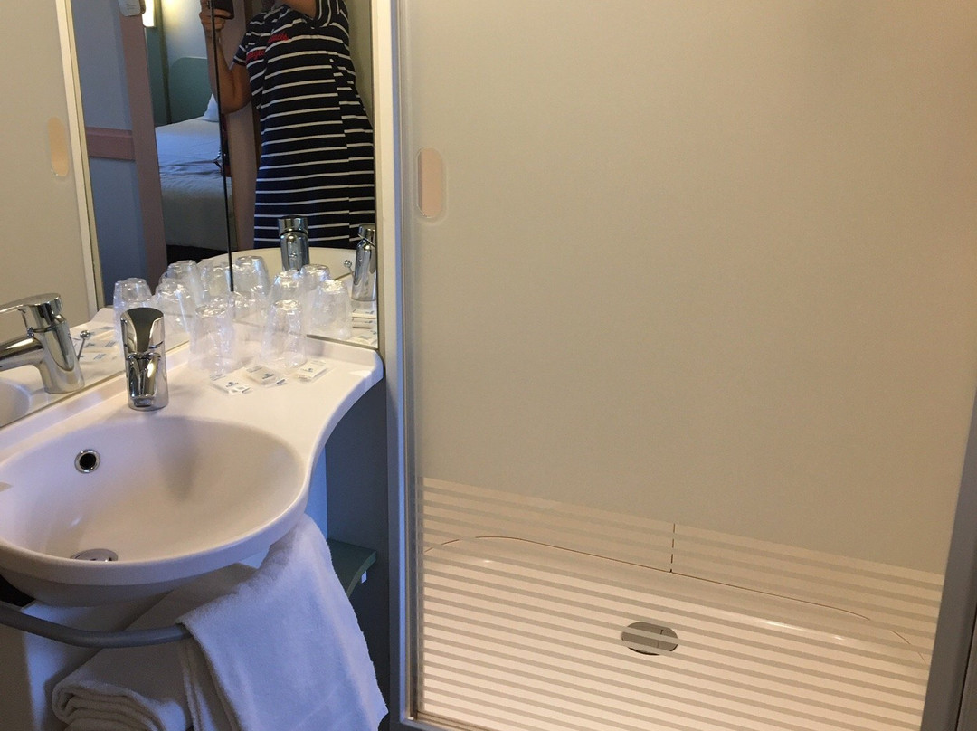 宜必思快捷巴伦西亚阿尔卡塞尔酒店主图