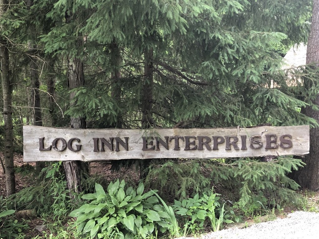 Log Country Inn B&B-浴室