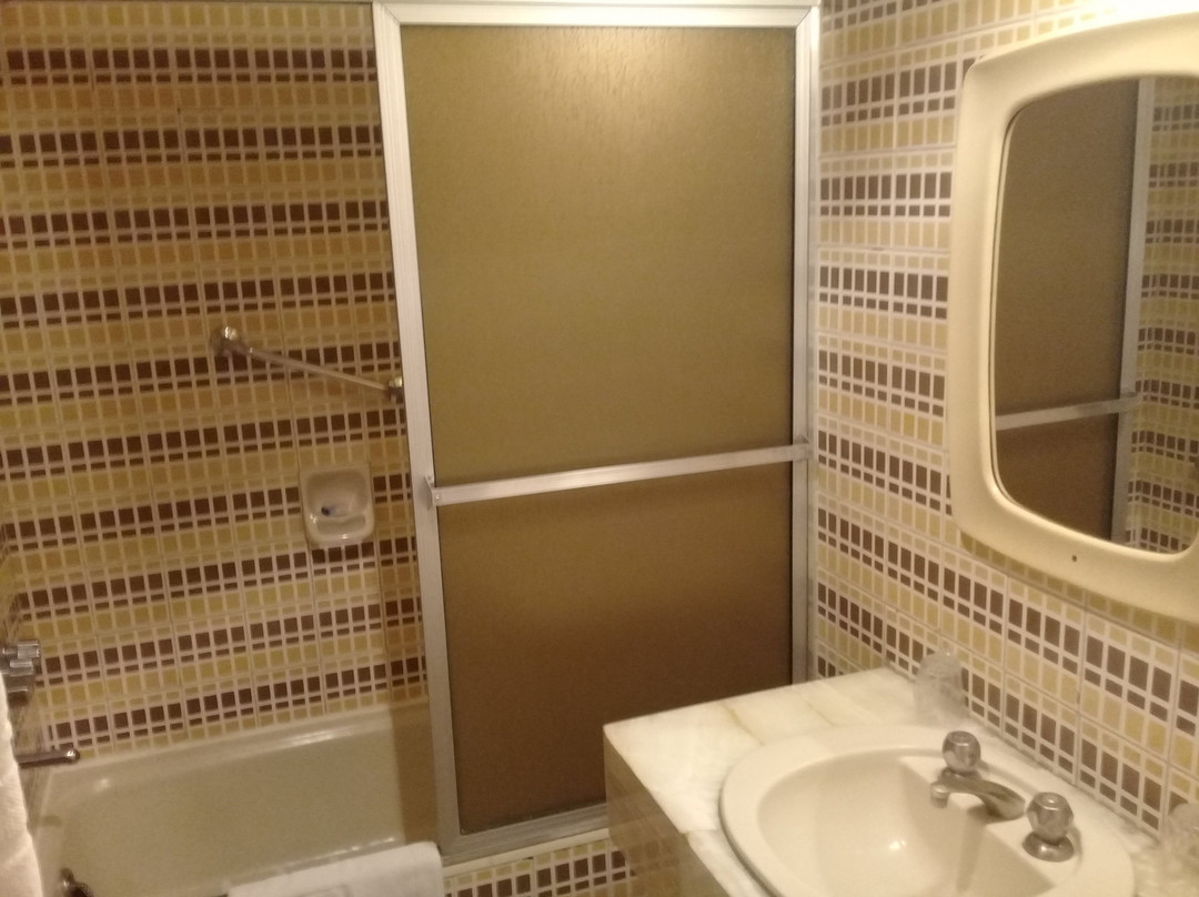 Cesar's Plaza Hotel主图