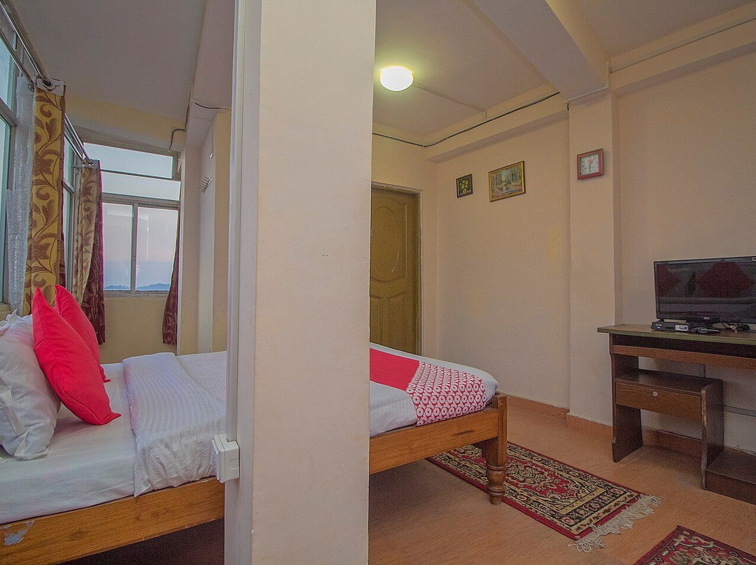 卫兰马别墅酒店主图