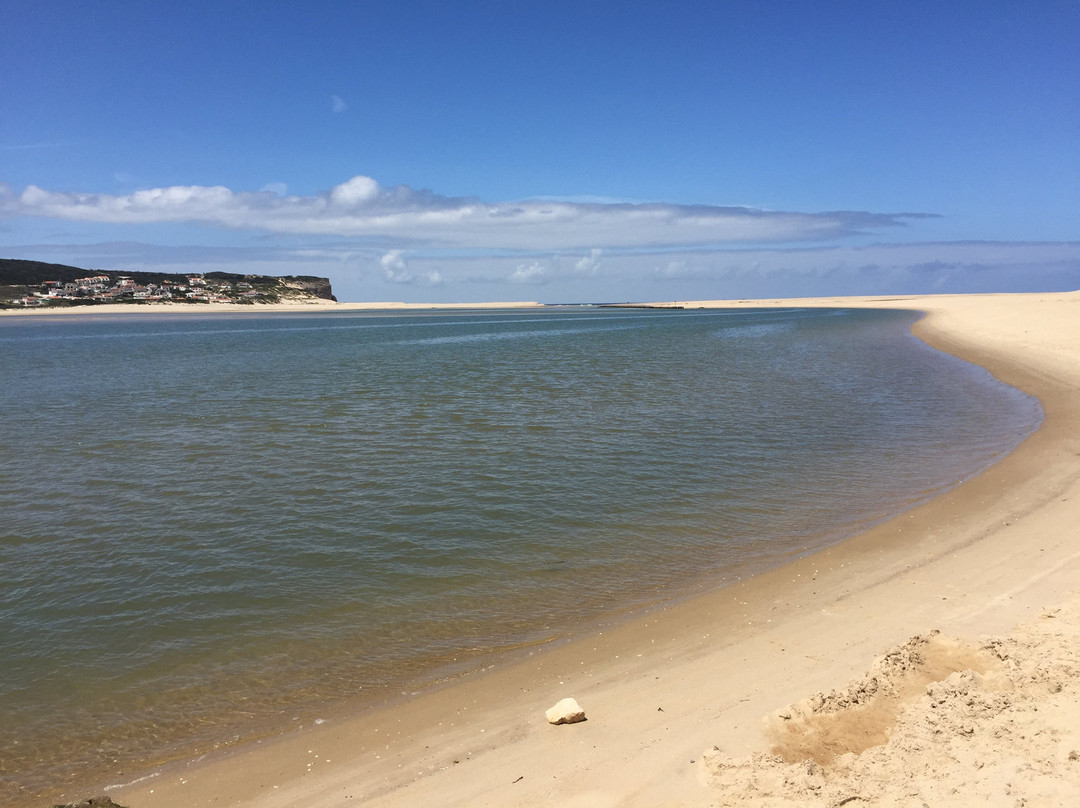 Foz Do Arelho Beach景点图片