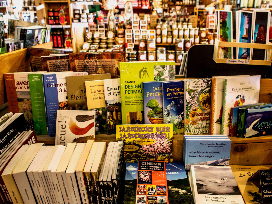 Le Carré des Maîtres Boutique-瓦尔勒班必去景点