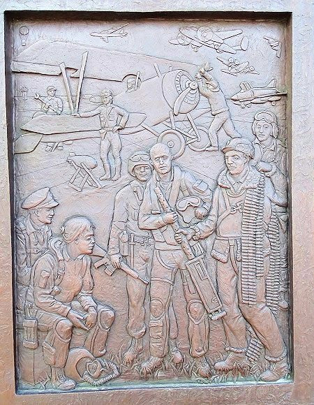 Santa Rosa County Veterans Memorial Plaza景点图片