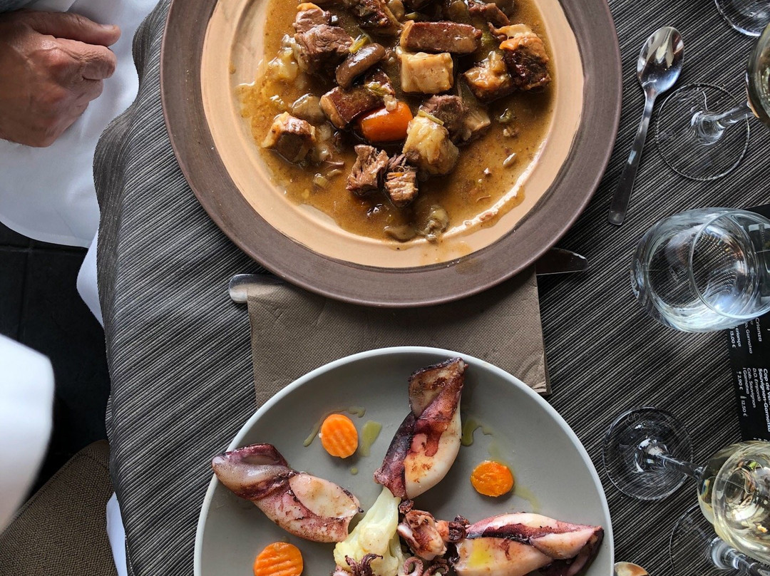 Cuatro Carreteras主图