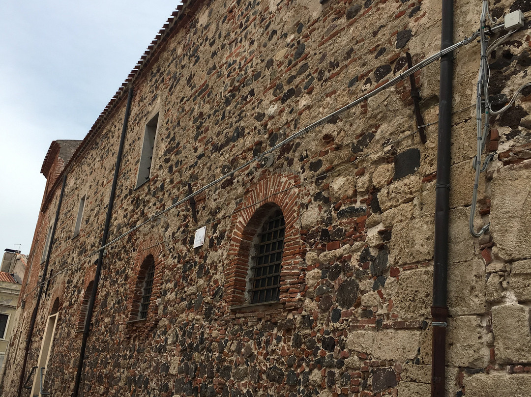 Chiesa di  Santa Chiara-奥里斯塔诺省必去景点