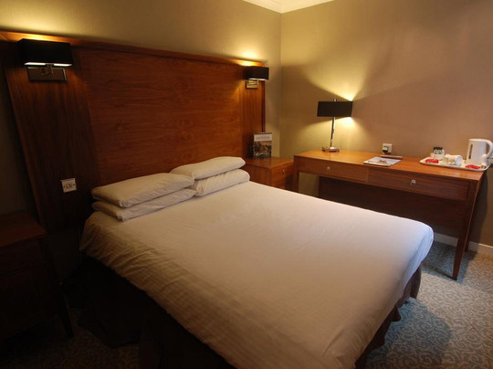 克拉德汉酒店主图