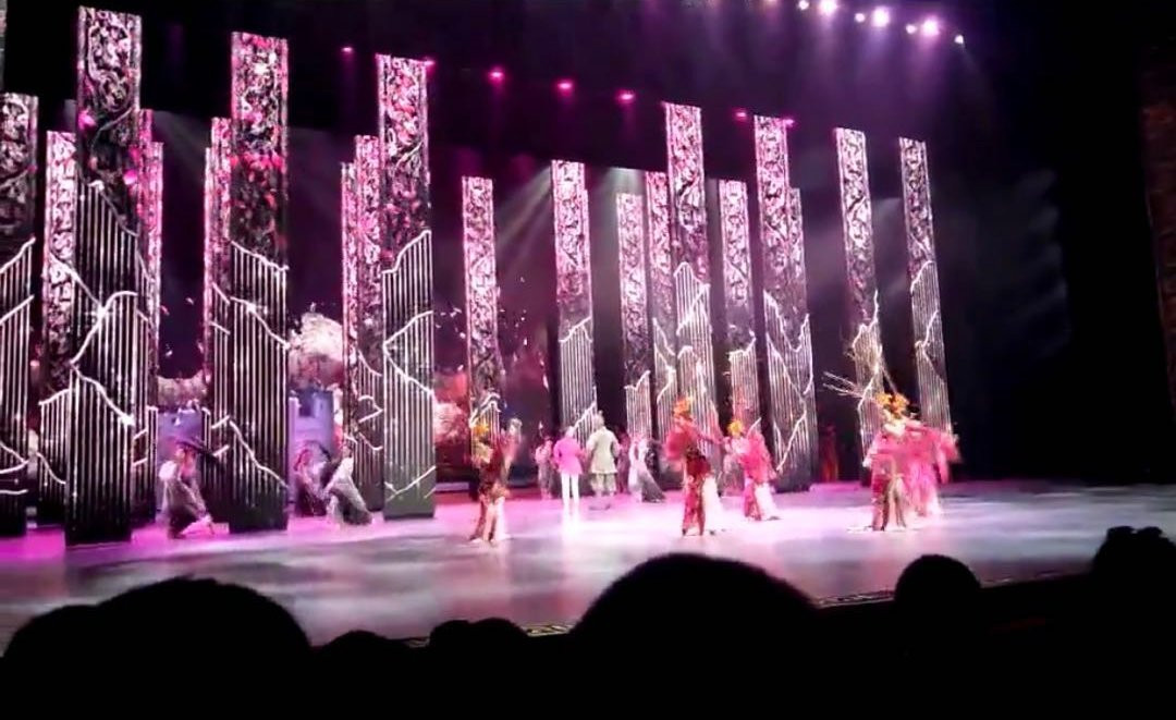 兵馬俑秦皇大劇院-西安市必去景点