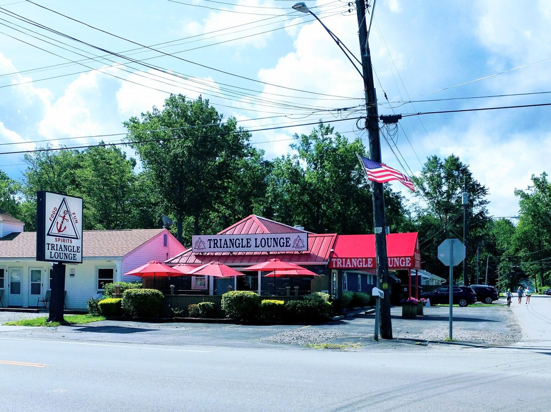Triangle Lounge