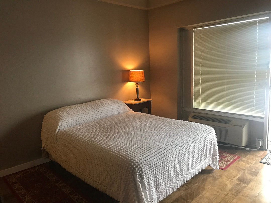 Historic Randles Court主图