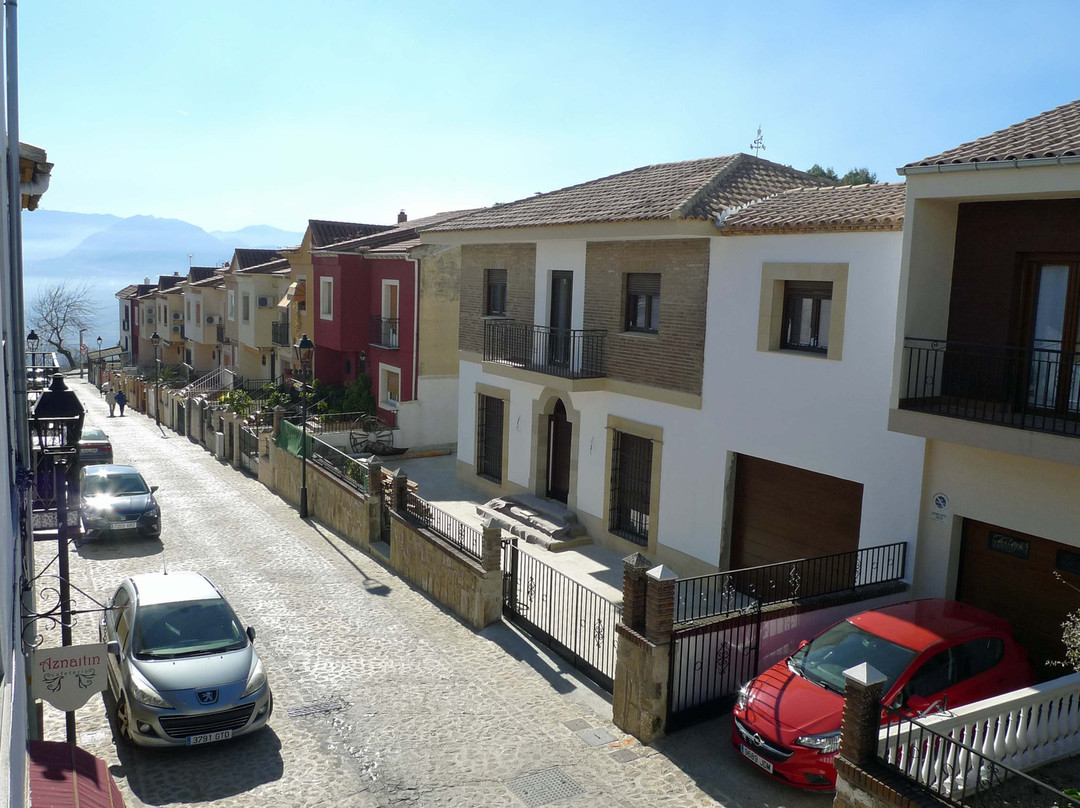 阿兹奈汀旅馆主图