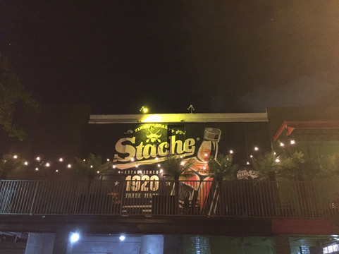 Stache Drinking Den + Coffee Bar-劳德代尔堡必去景点