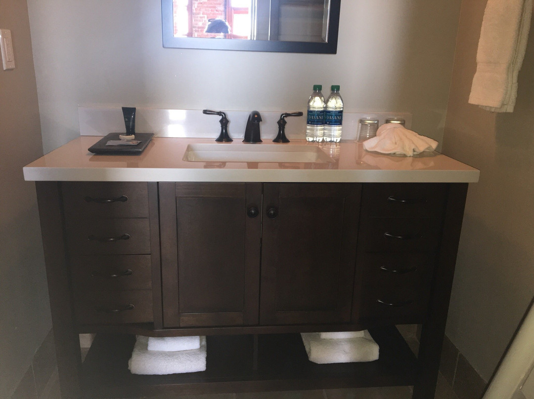 The Belmont Hotel主图